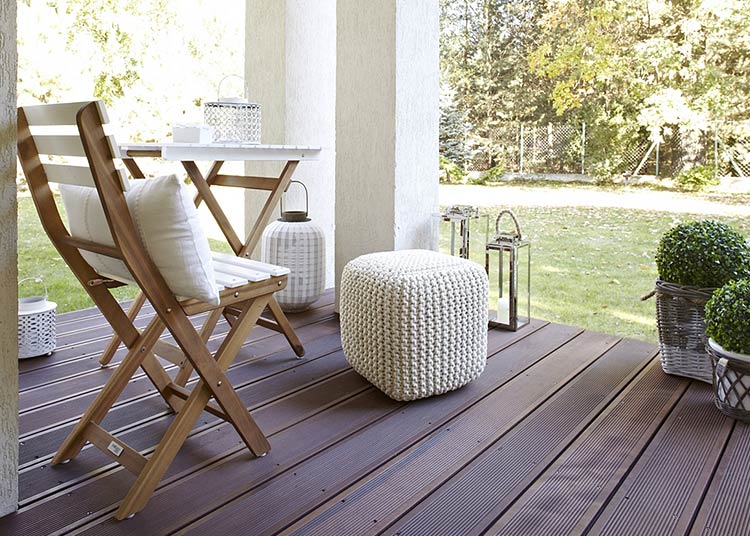 Wybór drewna do budowy tarasu