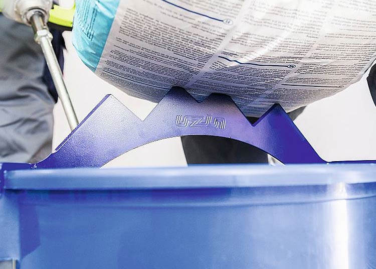 UZIN RIPPER - i wszystkie produkty sypkie stają się niskopylące!