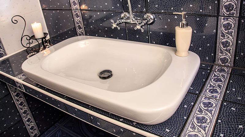 Spoina z efektem perlenia