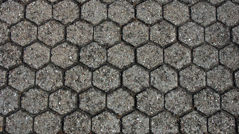 Kratka trawnikowa prosto od producenta - przegląd technologii i zastosowań