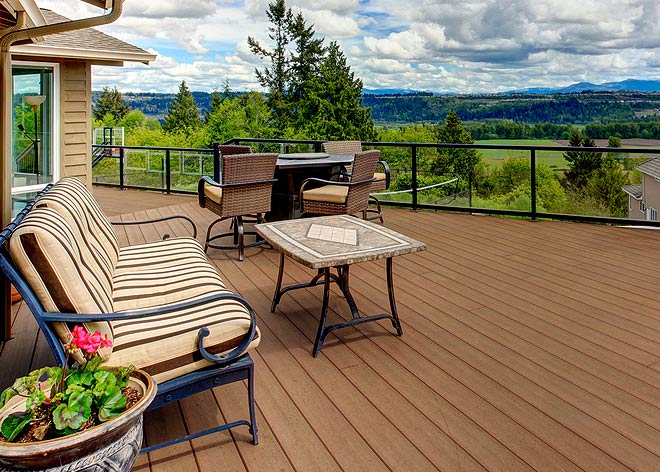 Termowane bukowe deski tarasowe - taras pięknie utrwalony