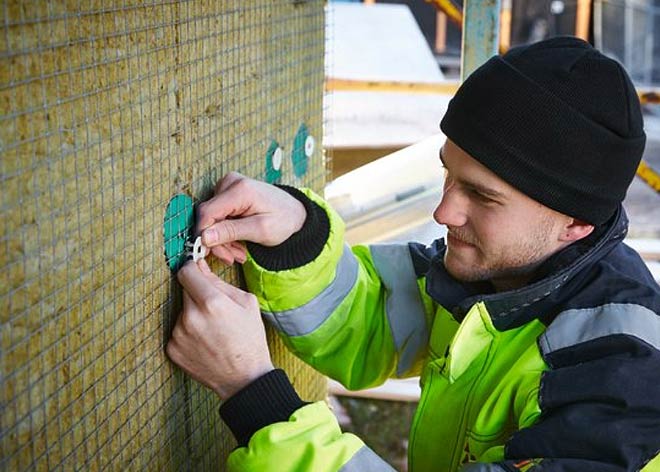 Krok po kroku: ocieplamy fasady otynkowane