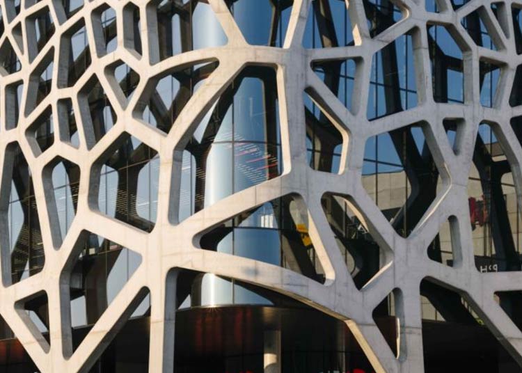 Ażurowość w architekturze