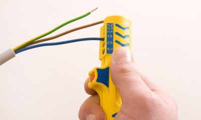 Jak skutecznie ściągnąć izolację z kabla?